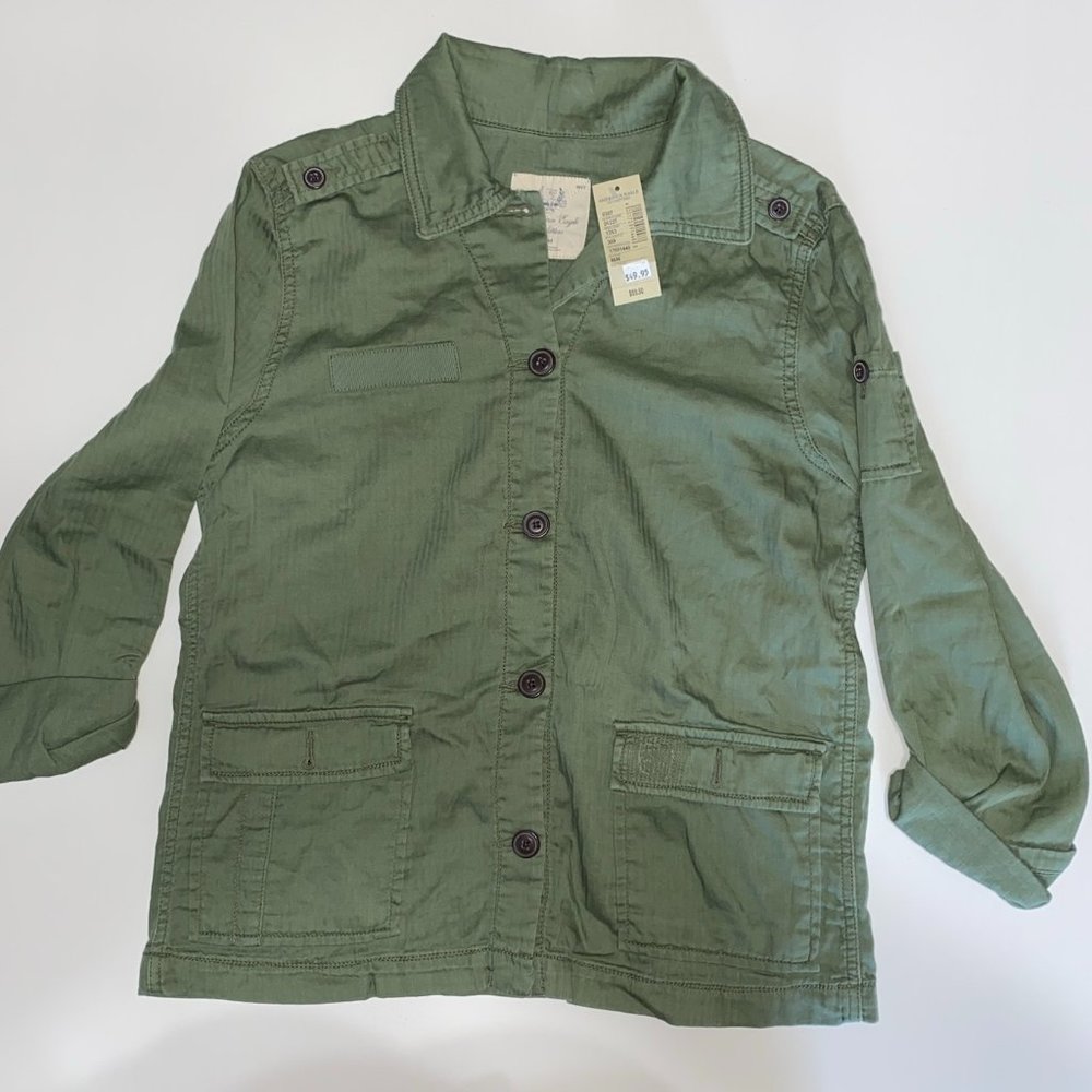 *Clearance* NWT American Eagle Outfitters Green Cargo Button Up Top Size Medium